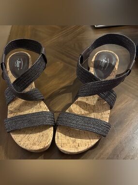 G.H. Bass & Co. Emma Cork Wedge Sandals Black Size 9M